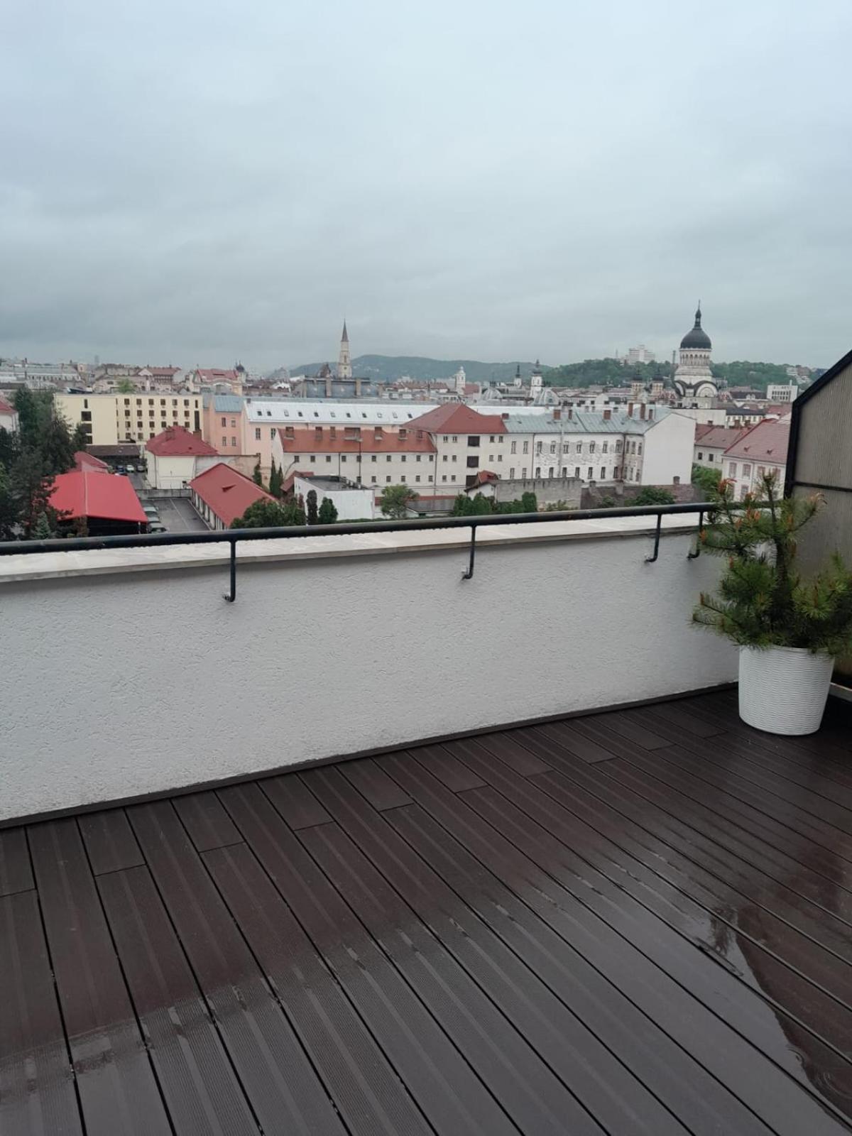 Cristinco Panoramic Apartment Cluj-Napoca Exterior photo